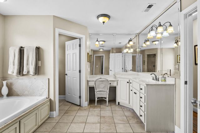 2109 Sedalia Lane, Lexington, KY 40513