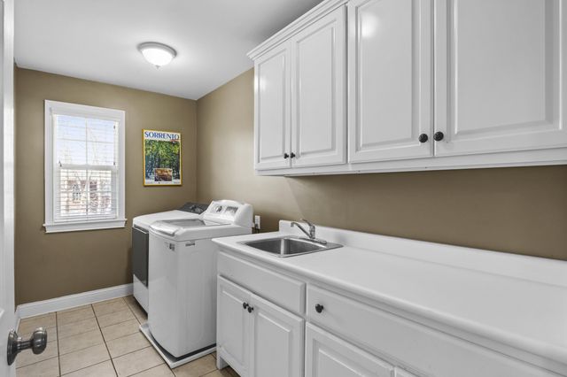 2109 Sedalia Lane, Lexington, KY 40513