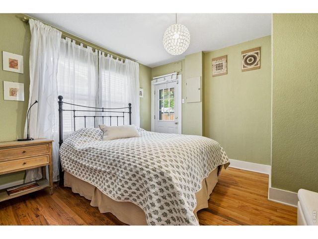 4810 Knox Ct, Denver, CO 80221