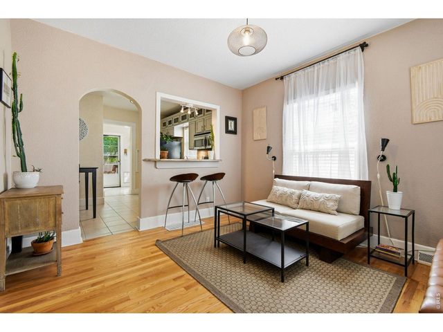 4810 Knox Ct, Denver, CO 80221