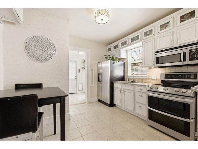 4810 Knox Ct, Denver, CO 80221