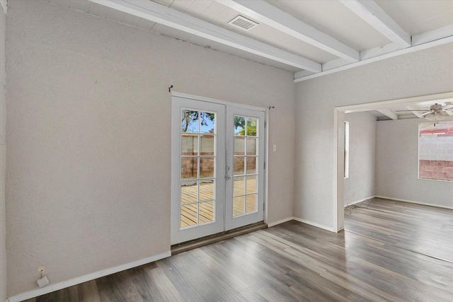 1115 Morris Street NE, Albuquerque, NM 87112