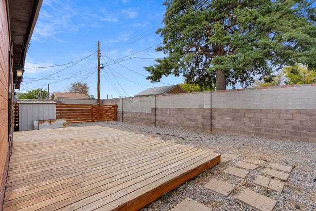 1115 Morris Street NE, Albuquerque, NM 87112