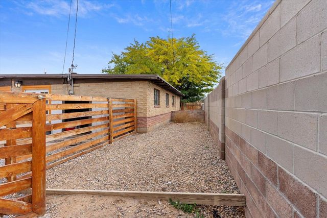 1115 Morris Street NE, Albuquerque, NM 87112