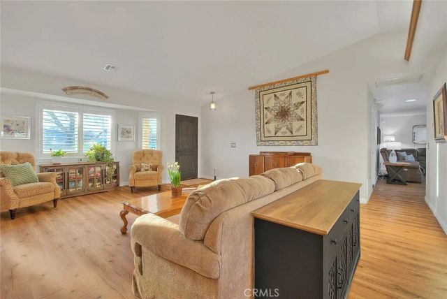 7821 Lyons, Hesperia, CA 92345