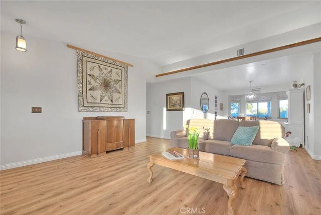 7821 Lyons, Hesperia, CA 92345