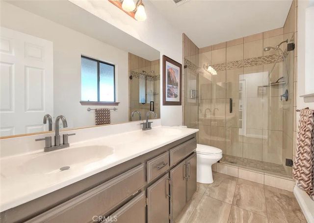 7821 Lyons, Hesperia, CA 92345