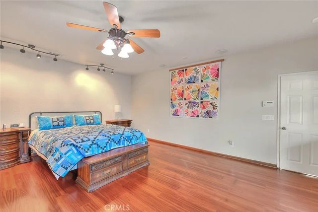 7821 Lyons, Hesperia, CA 92345