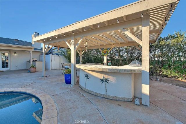 7821 Lyons, Hesperia, CA 92345