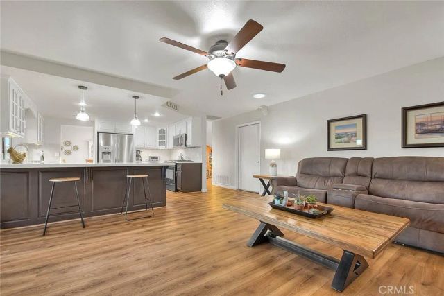 7821 Lyons, Hesperia, CA 92345