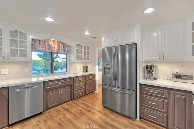 7821 Lyons, Hesperia, CA 92345