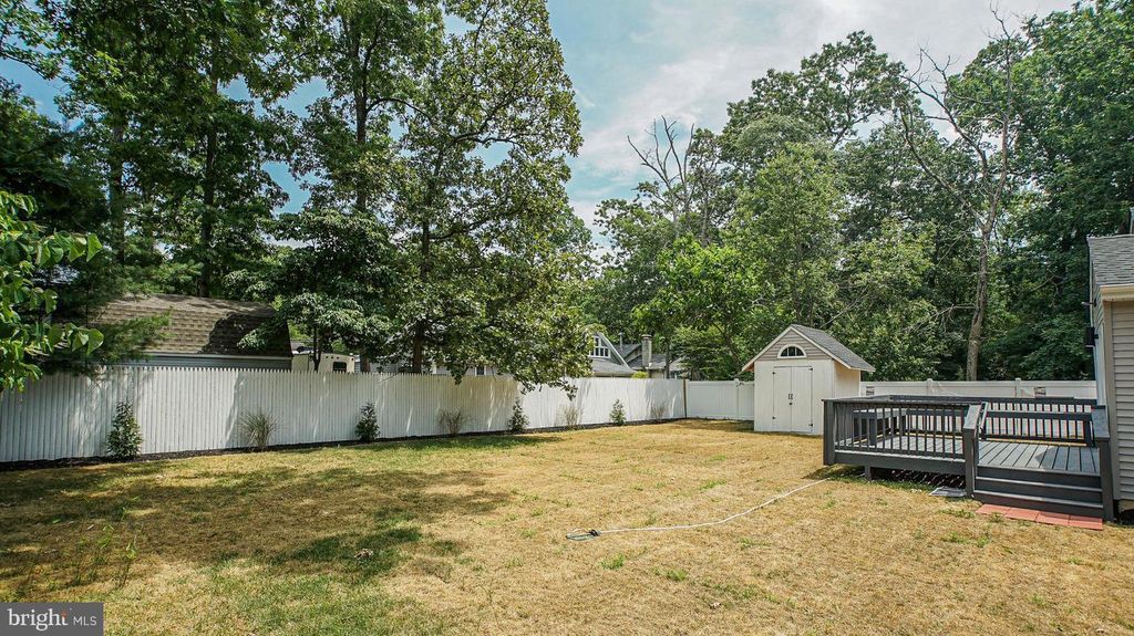 39 FILBERT AVE, BROWNS MILLS, NJ 08015 — photo 3