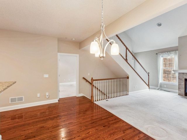 4902 Steeplechase Court 35, Eagan, MN 55122