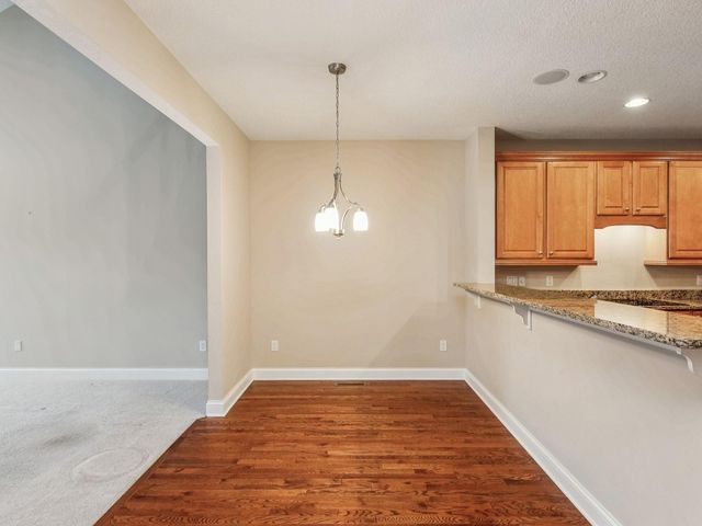 4902 Steeplechase Court 35, Eagan, MN 55122