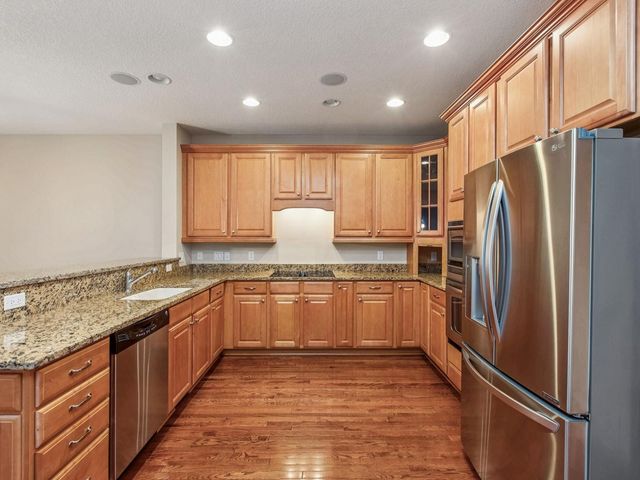 4902 Steeplechase Court 35, Eagan, MN 55122