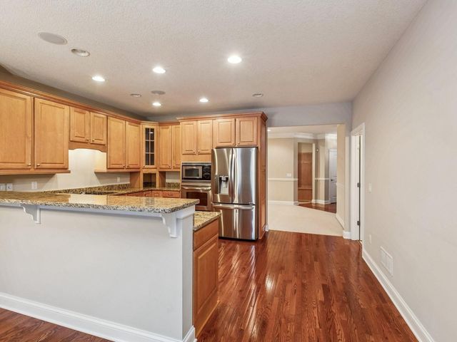 4902 Steeplechase Court 35, Eagan, MN 55122