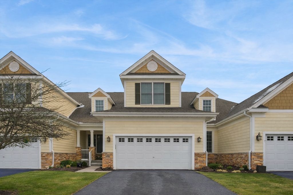 4902 Steeplechase Court 35, Eagan, MN 55122 — photo 2