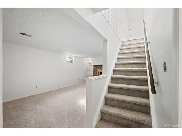 771 Xenon St, Lakewood, CO 80401