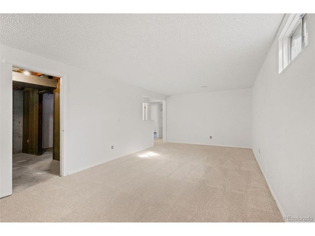 771 Xenon St, Lakewood, CO 80401