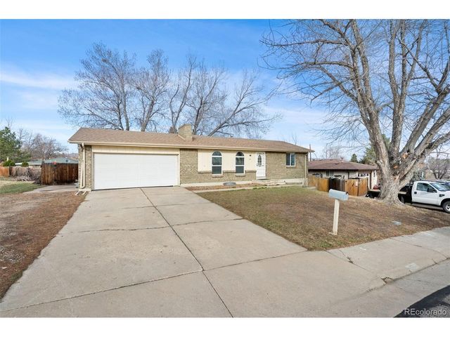 771 Xenon St, Lakewood, CO 80401