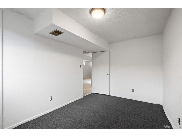 771 Xenon St, Lakewood, CO 80401