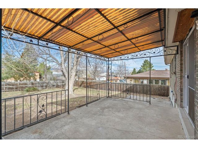 771 Xenon St, Lakewood, CO 80401