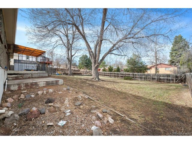 771 Xenon St, Lakewood, CO 80401