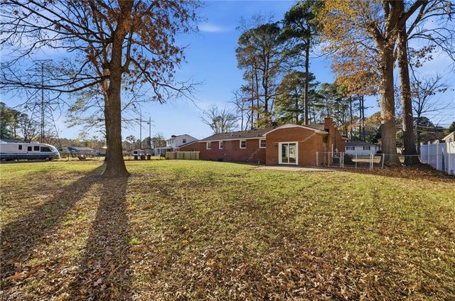 3813 Magnolia DR, Portsmouth, VA 23703