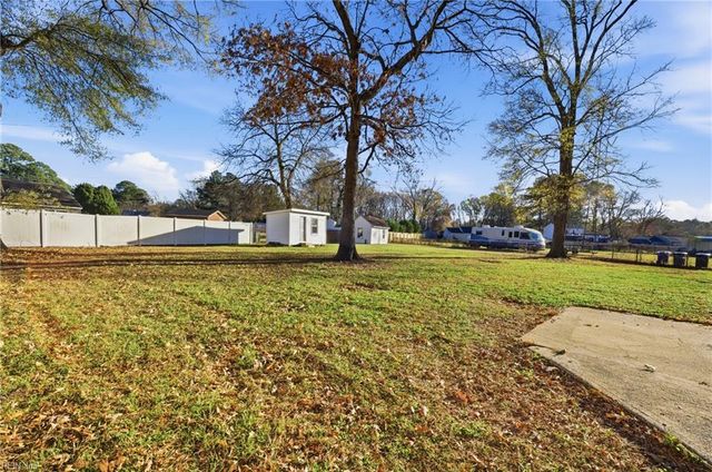 3813 Magnolia DR, Portsmouth, VA 23703