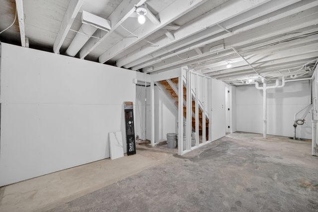 512 NW Applewood Street, Ankeny, IA 50023