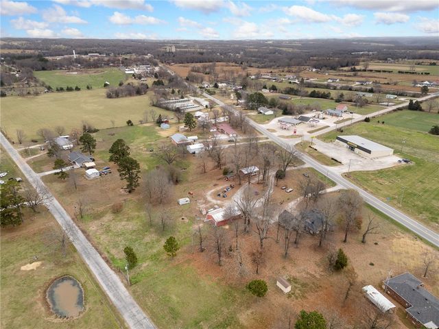8049 N 7 Highway, Harrison, AR 72601