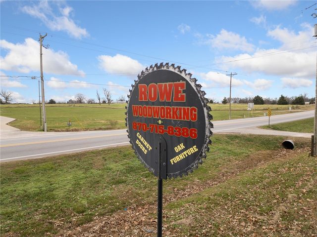 8049 N 7 Highway, Harrison, AR 72601