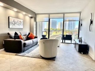 3701 N Country Club Dr 502, Aventura, FL 33180