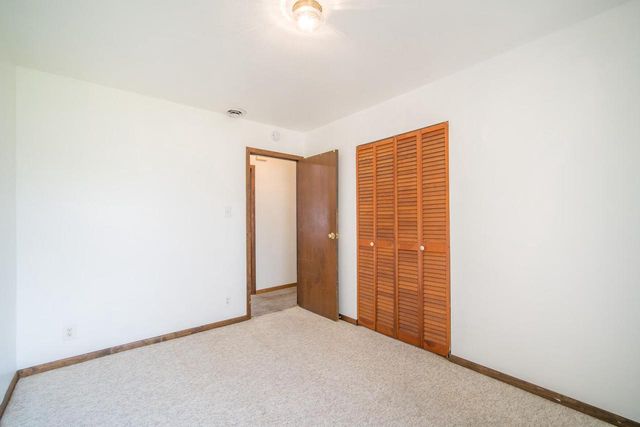 628 Pleasant DRIVE, West Bend, WI 53095