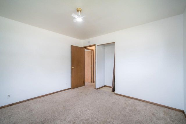 628 Pleasant DRIVE, West Bend, WI 53095