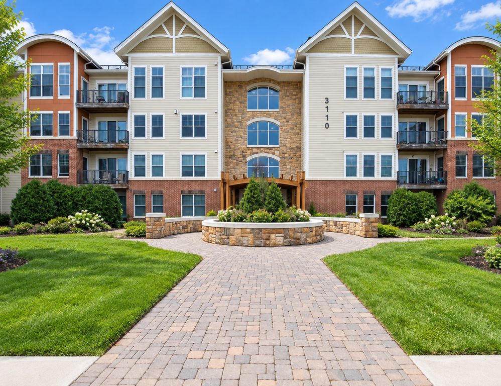 3110 N Chestnut Street 308, Chaska, MN 55318 — exterior