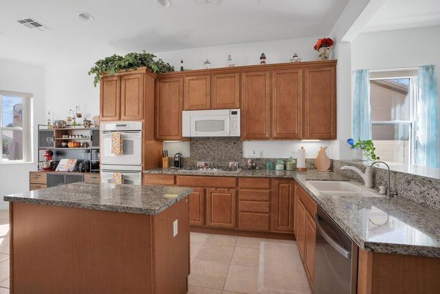 40043 Corte Los Orlanos, Indio, CA 92203