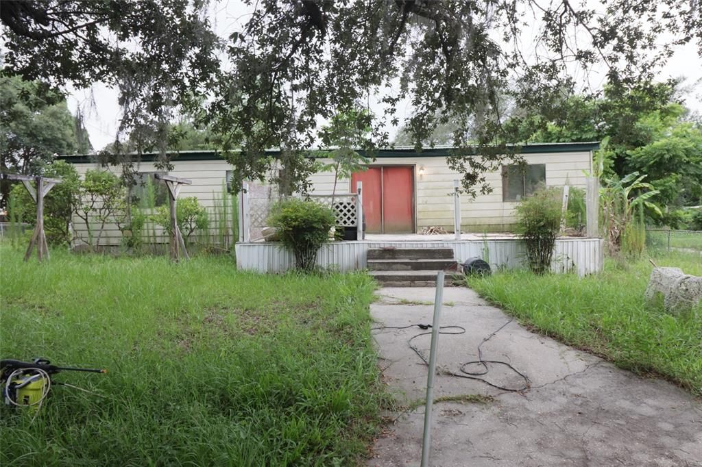 40711 CREST LANE, Eustis, FL 32736