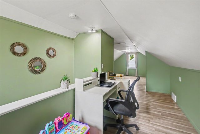 154 W 30th Street, Holland, MI 49423
