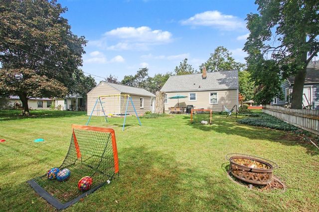 154 W 30th Street, Holland, MI 49423