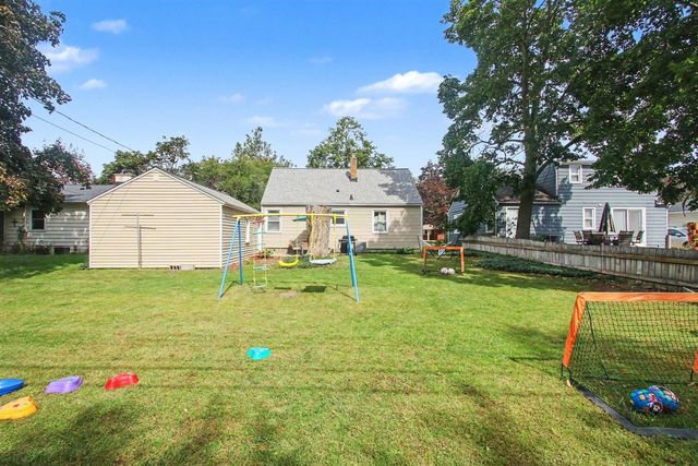 154 W 30th Street, Holland, MI 49423