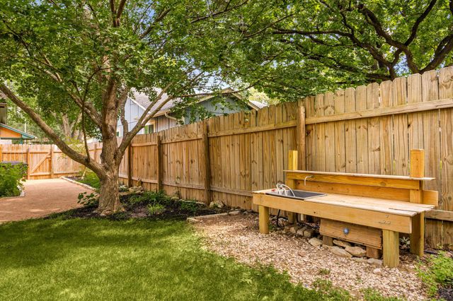 8412 Alabama DR, Austin, TX 78745