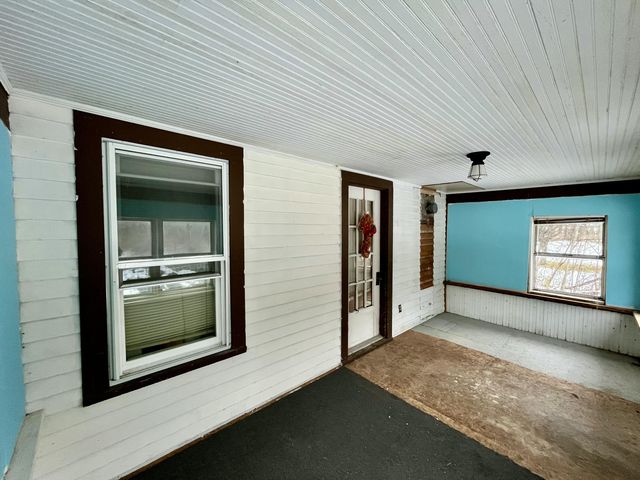 887 NY-374, Cadyville, NY 12918