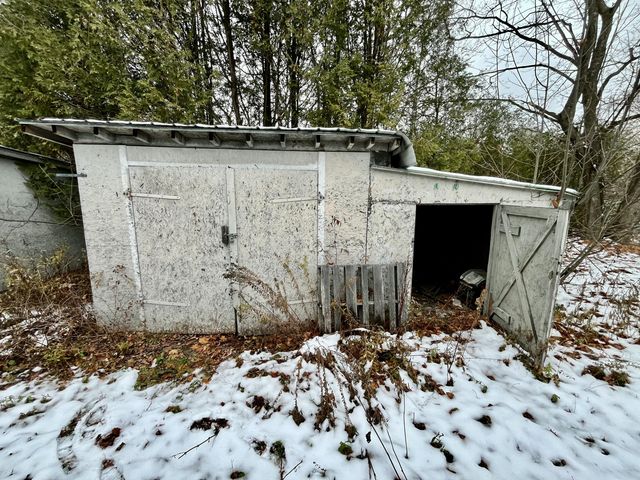 887 NY-374, Cadyville, NY 12918