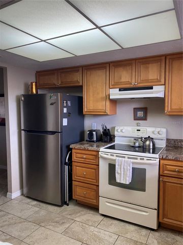 3621 LAKE BAYSHORE DRIVE J-403, Bradenton, FL 34205