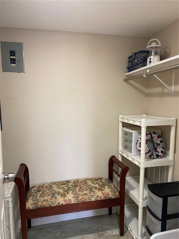 3621 LAKE BAYSHORE DRIVE J-403, Bradenton, FL 34205
