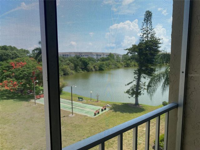 3621 LAKE BAYSHORE DRIVE J-403, Bradenton, FL 34205