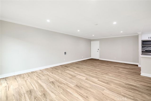 802 Camino Real 206, Redondo Beach, CA 90277