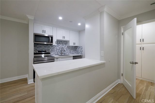 802 Camino Real 206, Redondo Beach, CA 90277