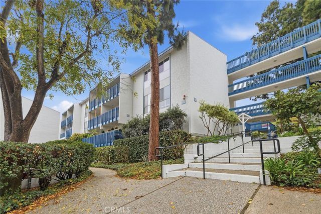 802 Camino Real 206, Redondo Beach, CA 90277